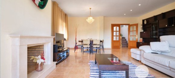 4 bedrooms House in Premia De Dalt, Spain No. 165814 9