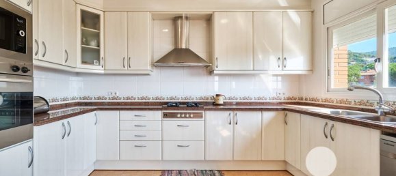 4 bedrooms House in Premia De Dalt, Spain No. 165814 17