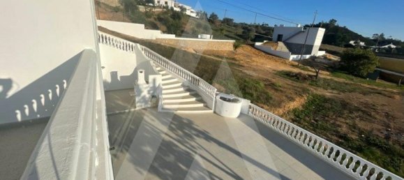 3 bedrooms House in Portimao, Portugal No. 11851 35