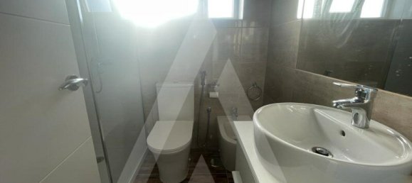 3 bedrooms House in Portimao, Portugal No. 11851 16