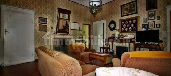 Здание с 5 комнатами в Скансано, Италия № 335389 7