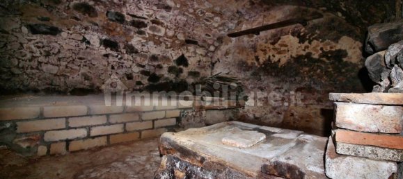 Здание с 5 комнатами в Скансано, Италия № 335389 18