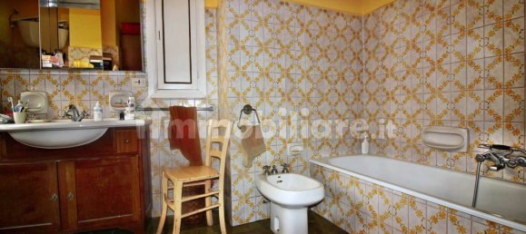 Здание с 5 комнатами в Скансано, Италия № 335389 16