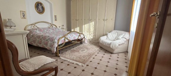 Дом с 7 комнатами в Сарцана, Италия № 115497 11