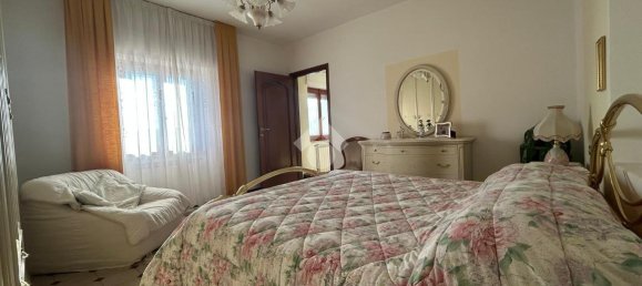 Дом с 7 комнатами в Сарцана, Италия № 115497 21