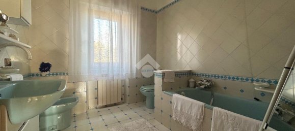 Дом с 7 комнатами в Сарцана, Италия № 115497 13