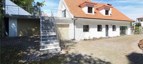 5 bedrooms House in Guimaraes, Portugal No. 17984 2