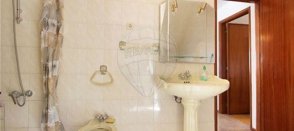 5 bedrooms House in Guimaraes, Portugal No. 17984 19