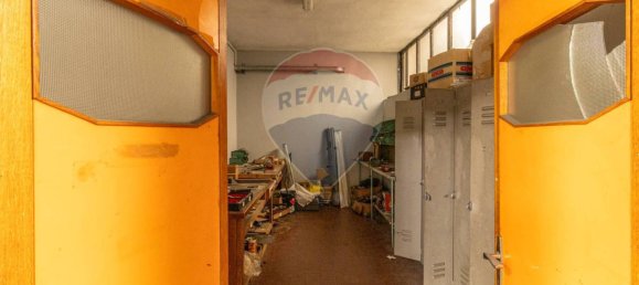 4 rooms Commercial property in Borgomanero, Italy No. 56280 11