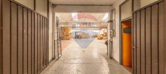 4 rooms Commercial property in Borgomanero, Italy No. 56280 10