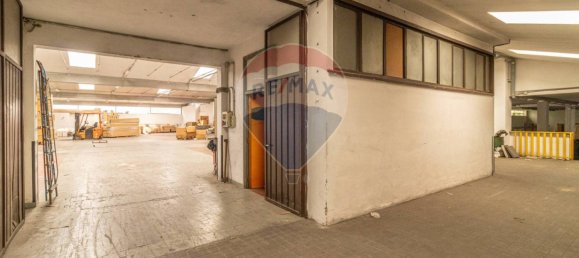 4 rooms Commercial property in Borgomanero, Italy No. 56280 9