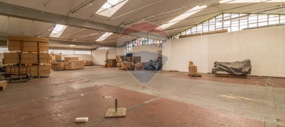 4 rooms Commercial property in Borgomanero, Italy No. 56280 12