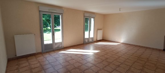 4 bedrooms House in Lacs, France No. 251173 2