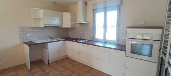 4 bedrooms House in Lacs, France No. 251173 4