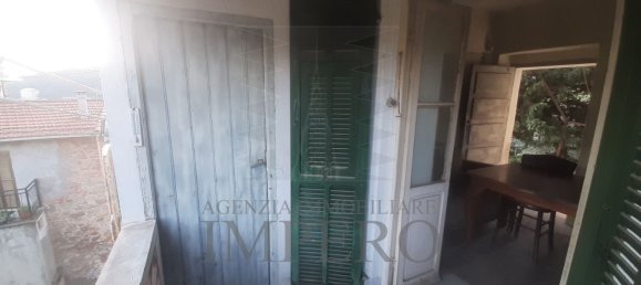 4 rooms House in Ventimiglia, Italy No. 161463 4