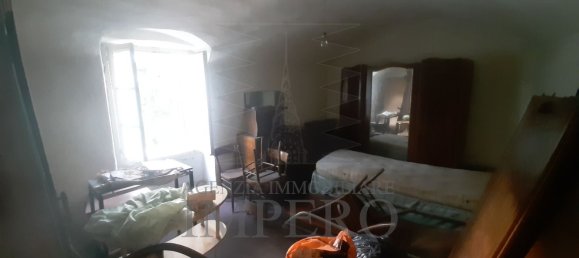 4 rooms House in Ventimiglia, Italy No. 161463 8