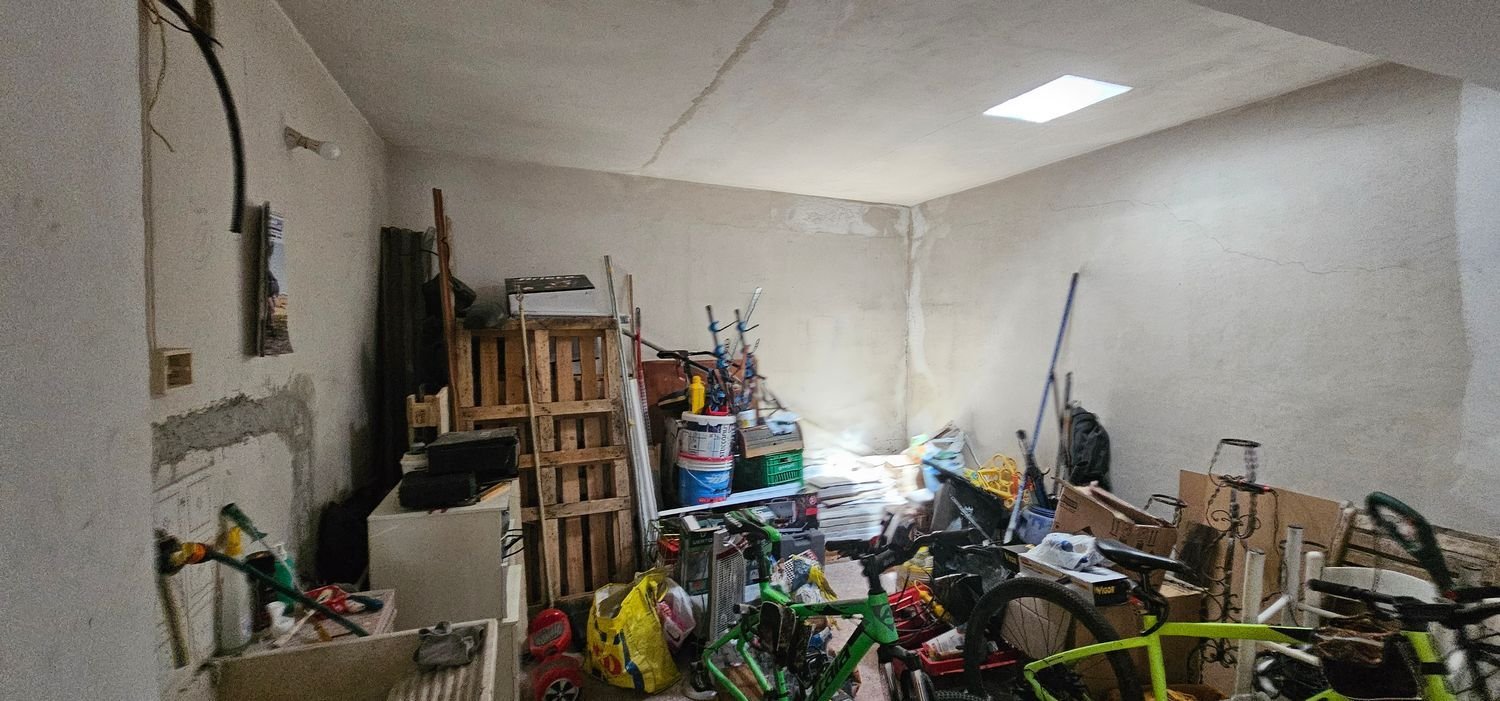 6-salle Villa à Paola, Italy No. 150513