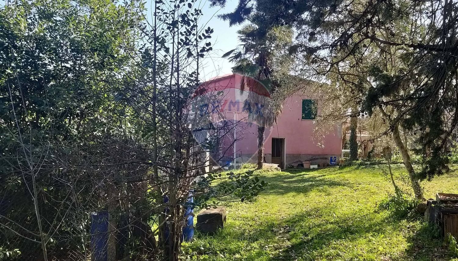 10 rooms House in Pomarance, Italy No. 151903