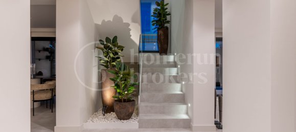 Villa de 4 dormitorios en Marbella, Spain No. 30880 35