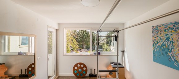 4 bedrooms Villa in Cascais, Portugal No. 96418 12