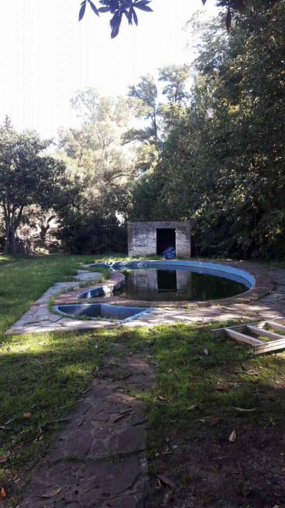  Land in Moreno, Argentina No. 33641