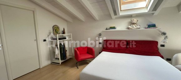 Villa de 4 dormitorios en Busto Garolfo, Italy No. 363760 23