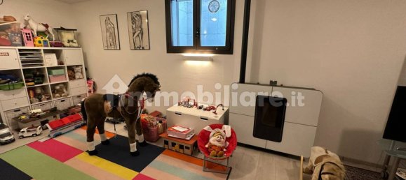 Villa de 4 dormitorios en Busto Garolfo, Italy No. 363760 32