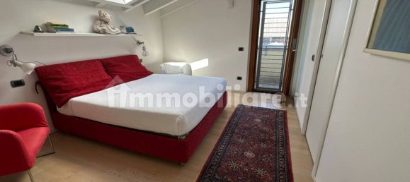 Villa de 4 dormitorios en Busto Garolfo, Italy No. 363760 22