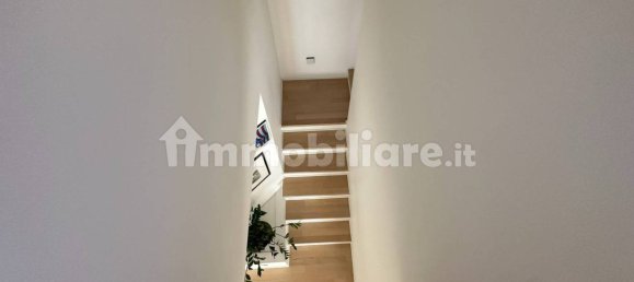 Villa de 4 dormitorios en Busto Garolfo, Italy No. 363760 29
