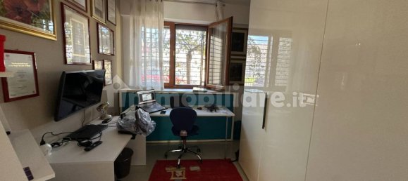 Villa de 4 dormitorios en Busto Garolfo, Italy No. 363760 35