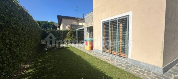 Villa de 4 dormitorios en Busto Garolfo, Italy No. 363760 5