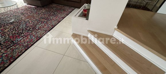 Villa de 4 dormitorios en Busto Garolfo, Italy No. 363760 13