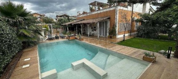 7-Zimmer Wohnung in Rome, Italy, Nr. 187744 2