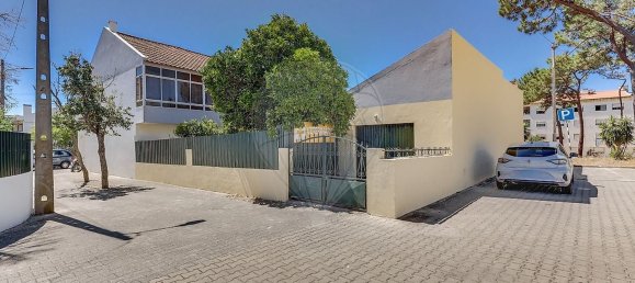 2 Schlafzimmer Haus in Seixal, Portugal, Nr. 347596 3