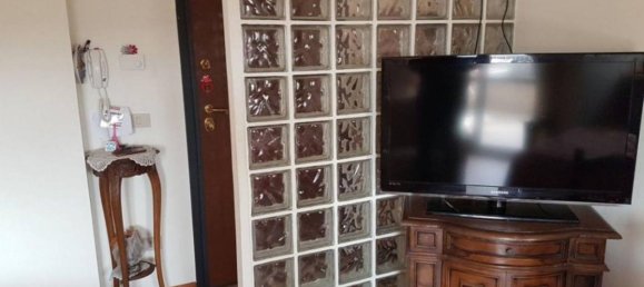 3-salle Appartement à Senigallia, Italy No. 88533 4