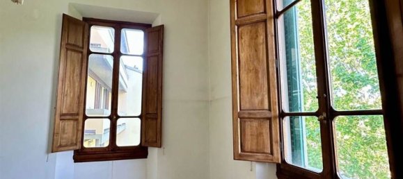 2 rooms Apartment in Florence, Italy No. 10791 4