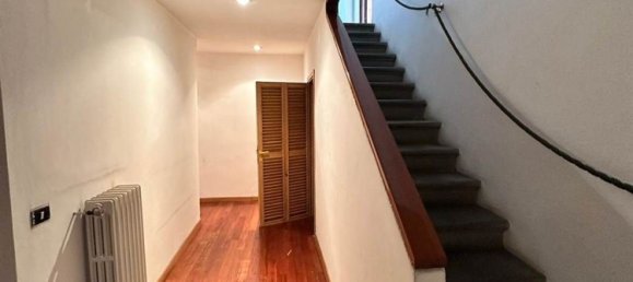 2 rooms Apartment in Florence, Italy No. 10791 12