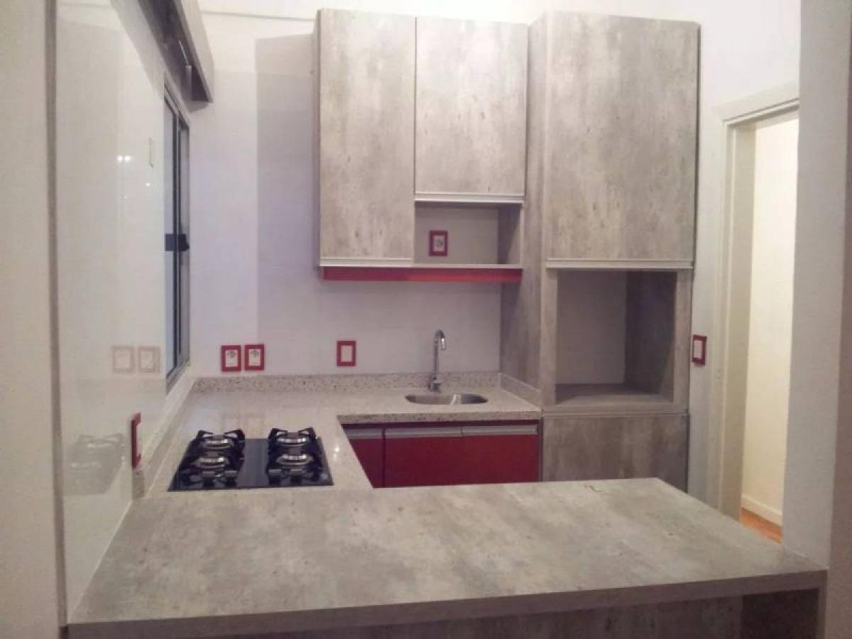 Casa de 3 dormitorios en Montevideo, Uruguay No. 11568