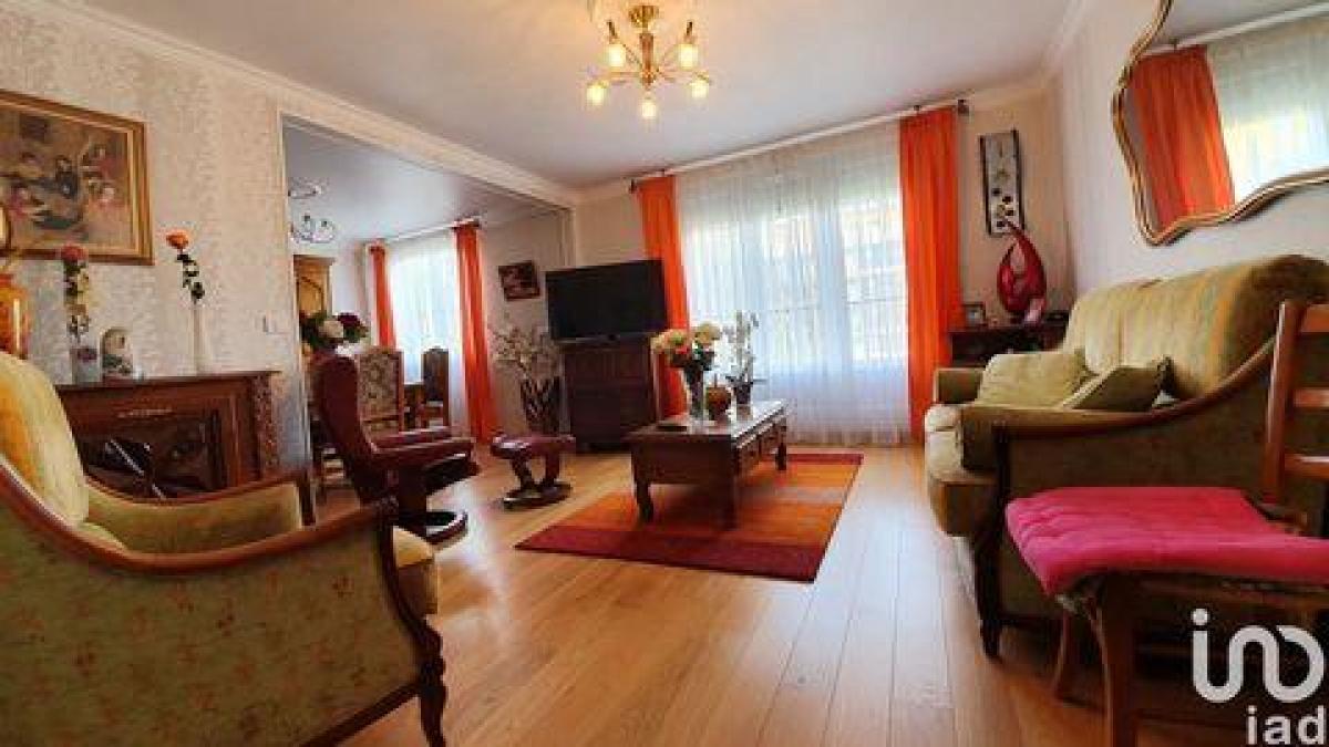 Кондоминиум  с 3 спальнями в Кулен, Франция № 36647