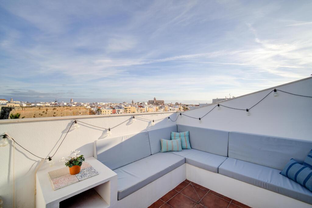 Dúplex de 3 dormitorios en Menorca, Spain No. 167497