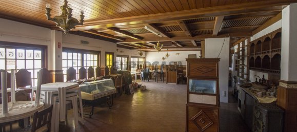 Коммерческая недвижимость 326м² в Албуфейра, Португалия № 165217 20