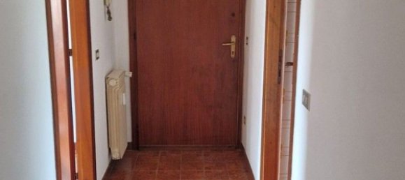 Квартира с 3 комнатами в Мортара, Италия № 278728 5