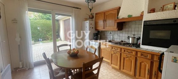 4 غرف نوم فيلا في Loire, France رقم 193890 10