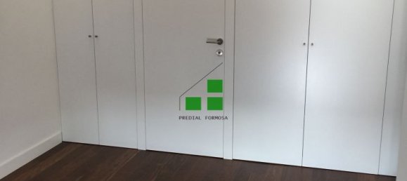 Квартира с 4 спальнями в Порту, Португалия № 78887 11