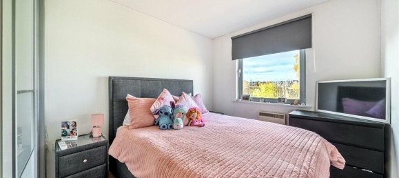 2 bedrooms Apartment in London, United Kingdom No. 7749 8