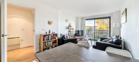 2 bedrooms Apartment in London, United Kingdom No. 7749 5