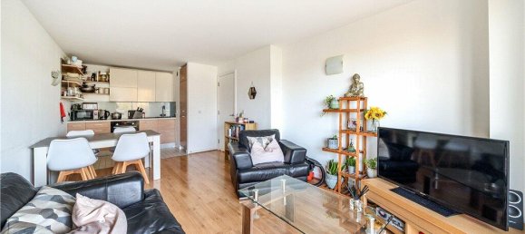 2 bedrooms Apartment in London, United Kingdom No. 7749 7