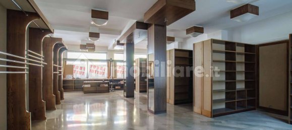 3 rooms Commercial property in Trieste, Italy No. 340257 7