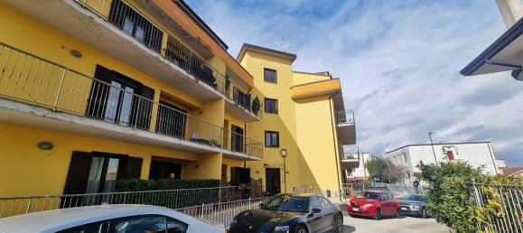 3غرفة شقة في Grottaminarda, Italy رقم 85393 2