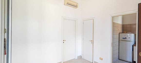 3 bedrooms Apartment in Terracina, Italy No. 326899 2